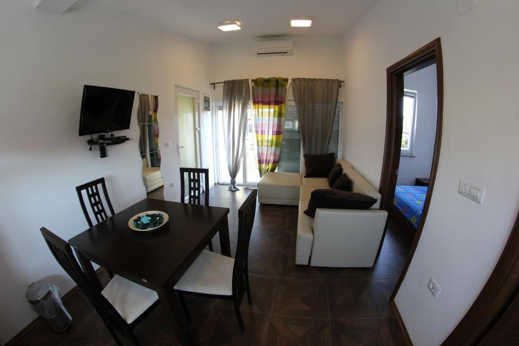 Apartments Neno Umag Rom bilde