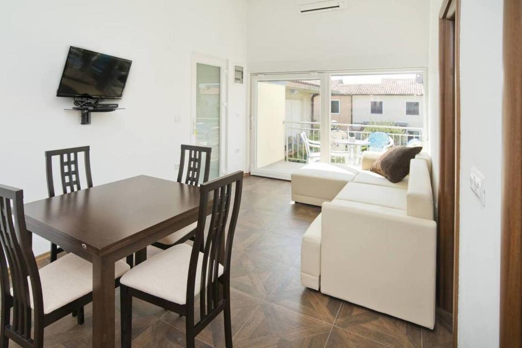 Apartments Neno Umag Rom bilde
