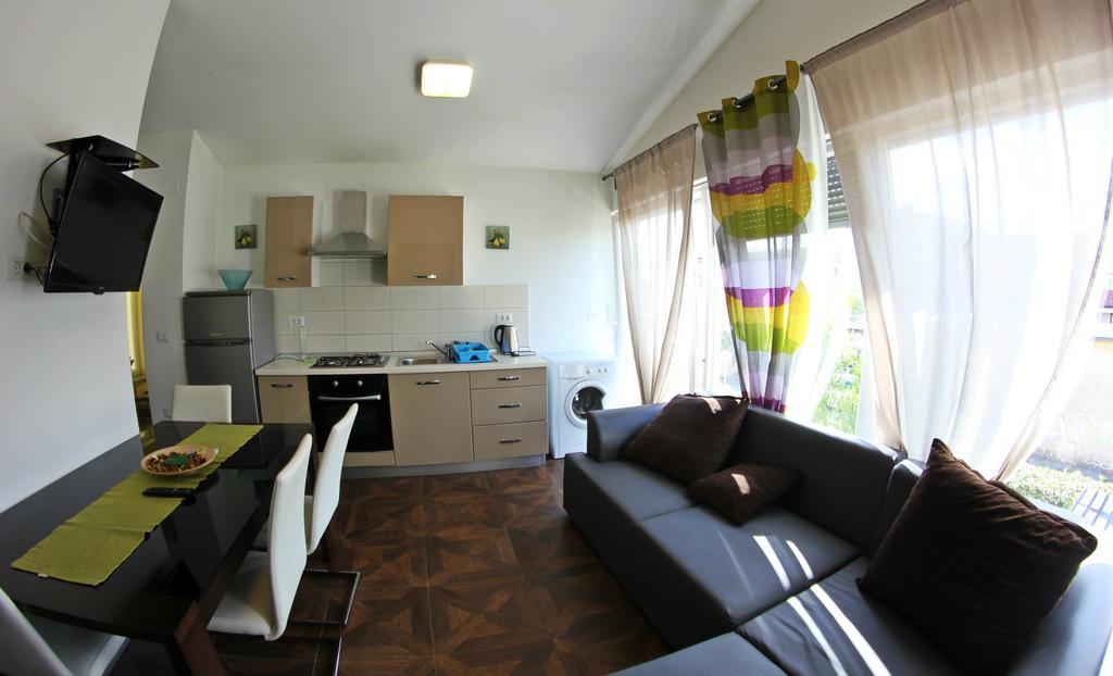 Apartments Neno Umag Eksteriør bilde